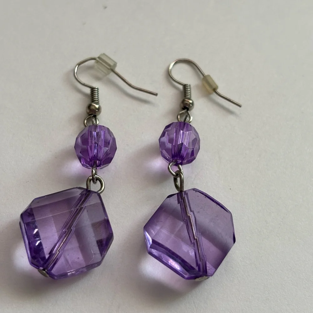 Beautiful Purple Faceted Dangle Earrings - Women Jewelry